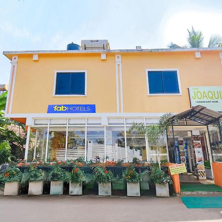 Fabhotel Joaquim Beachside Resort - Nr Tito'S Lane, Baga Beach Exteriör bild